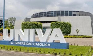 Suspenden clases en Prepa UNIVA por casos de sarampión - ZMG Noticias