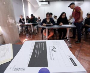 Miles de aspirantes buscan un lugar en la UdeG - ZMG Noticias