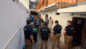 Operativos simultáneos en centros de rehabilitación de Jalisco dejan dos detenidos por robo millonario