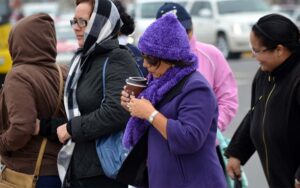 Tapatíos sacan chamarras este lunes, - ZMG Noticias