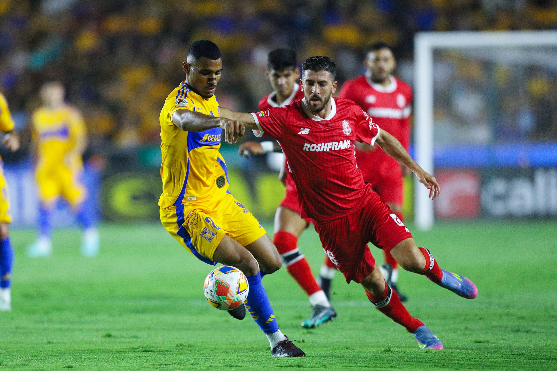 Tigres recibe a Toluca en el Volcán en busca del primer golpe - ZMG Noticias Tigres recibe a Toluca en el Volcán en busca del primer golpe - ZMG Noticias