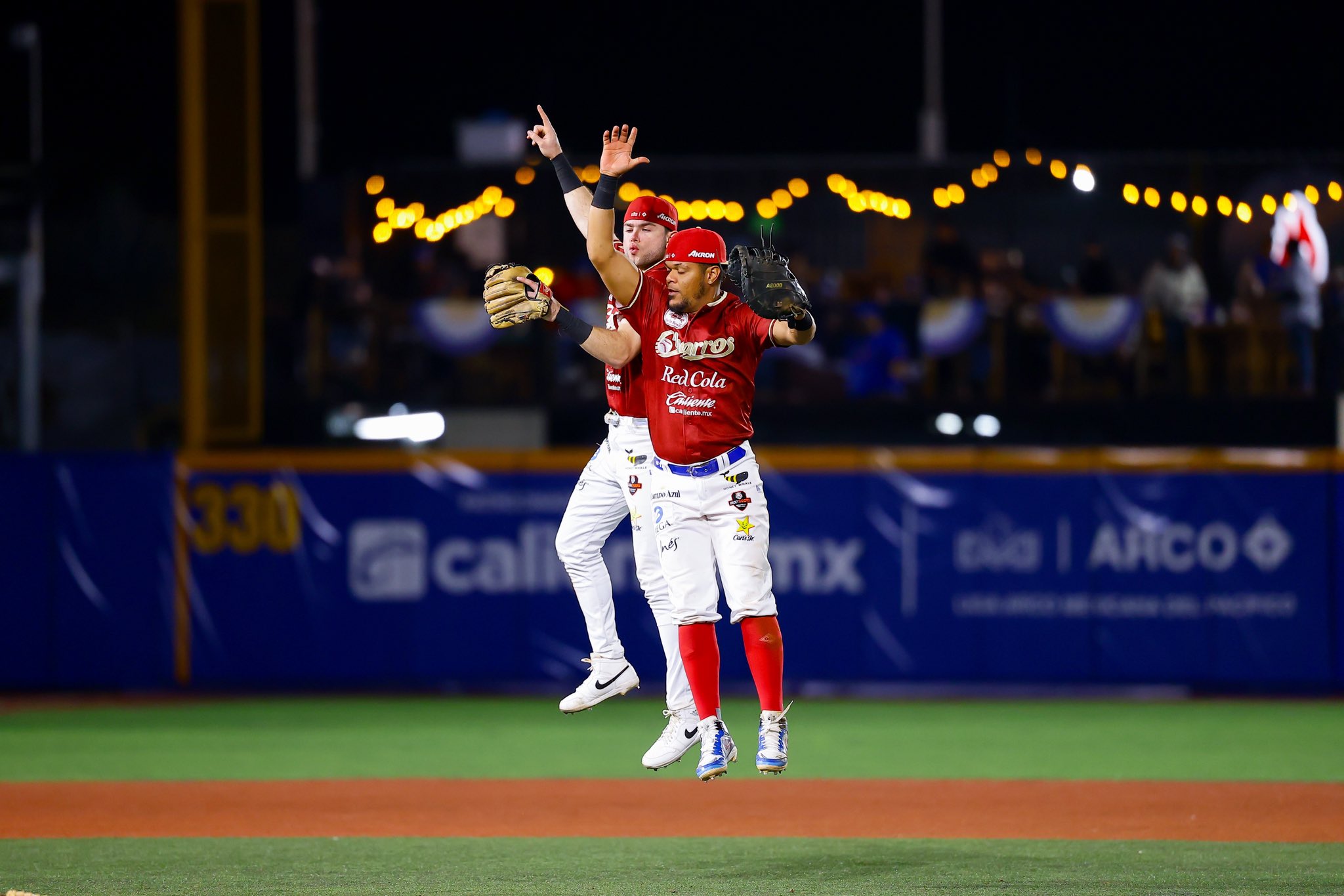 Charros se lleva la victoria en el primero de la serie semifinal