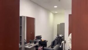 Instalan salón de belleza en el senado