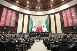 Una peticion de minuto de silencio abre el debate acalorado en Cámara de Diputados