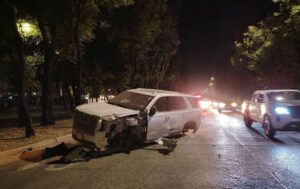 Blindada pierde el control y se estrella