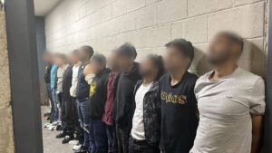 Se van a Puente Grande por bloqueos