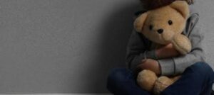 Cómo hablar con niños que tienen miedo por la violencia