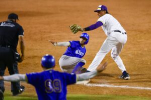 Charros de Jalisco inicia pretemporada con derrota ante Dorados de Chihuahua