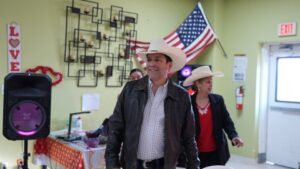 Bobby Pulido se encamina al Congreso de Estados Unidos