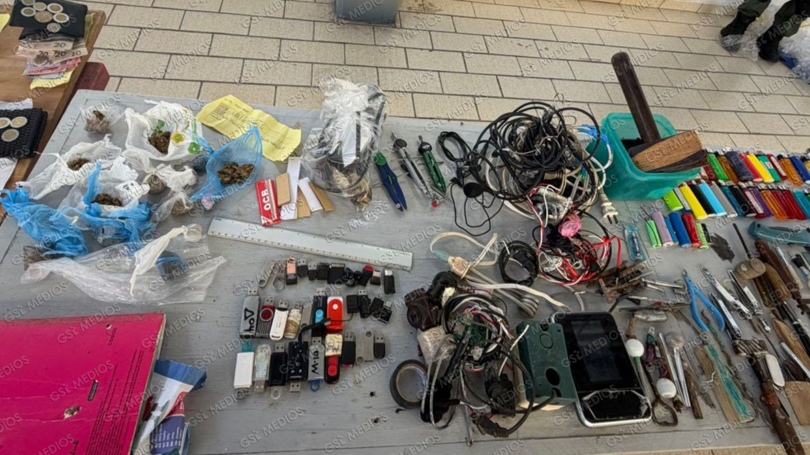 Traslado de reos y aseguramiento de objetos prohibidos deja revisión en el CEINJURE de Puerto Vallarta