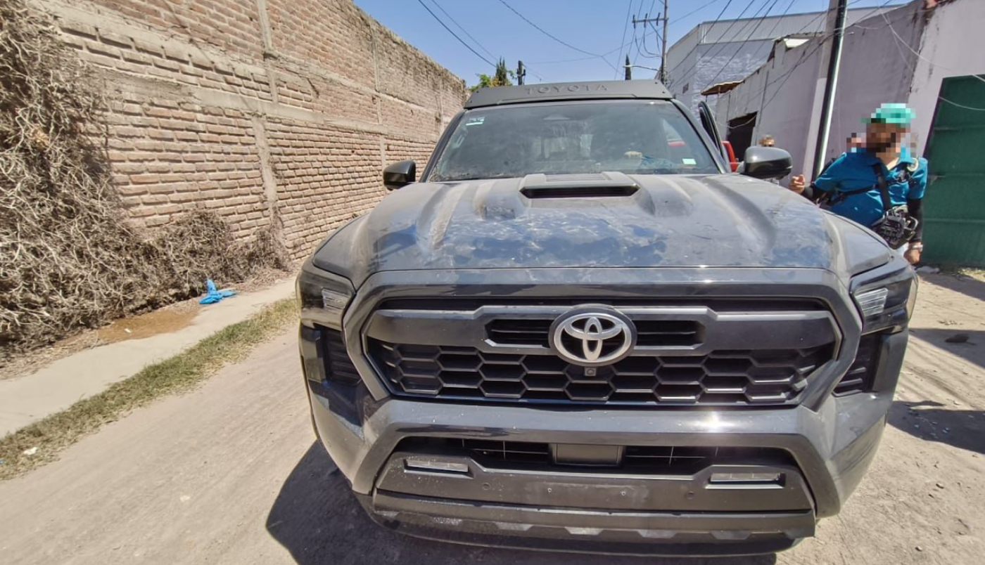 Fiscalía de Jalisco recupera cuatro vehículos con reporte de robo