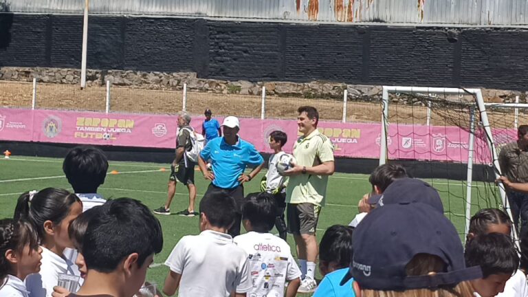 Zapopan recibe a leyendas del Real Madrid en clínica para 100 niños y niñas