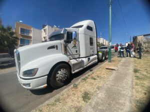 Pasará más de siete años en prisión por robar tractocamion