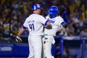 Charros blanquean a Acereros 9-0