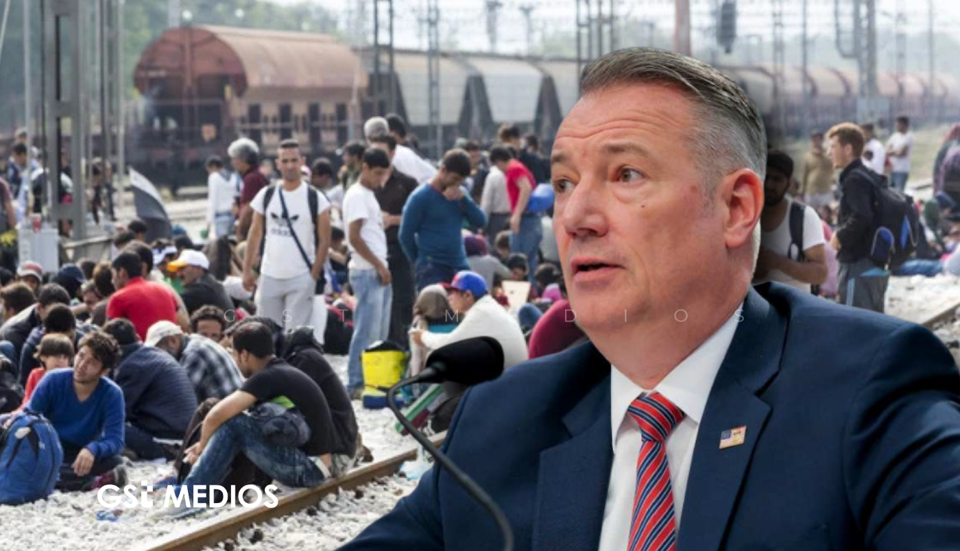 Otro más a la lista: renuncia jefe del ICE del equipo de Trump