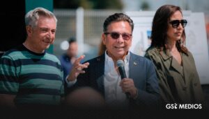 Inauguran estatua de «Pelé» aunque no tienen derechos del nombre ni imagen