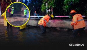 Lluvias matutinas colapsan vialidades en la ZMG