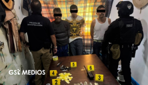 Tres sujetos son detenidos por narcomenudeo tras operativo en Guadalajara