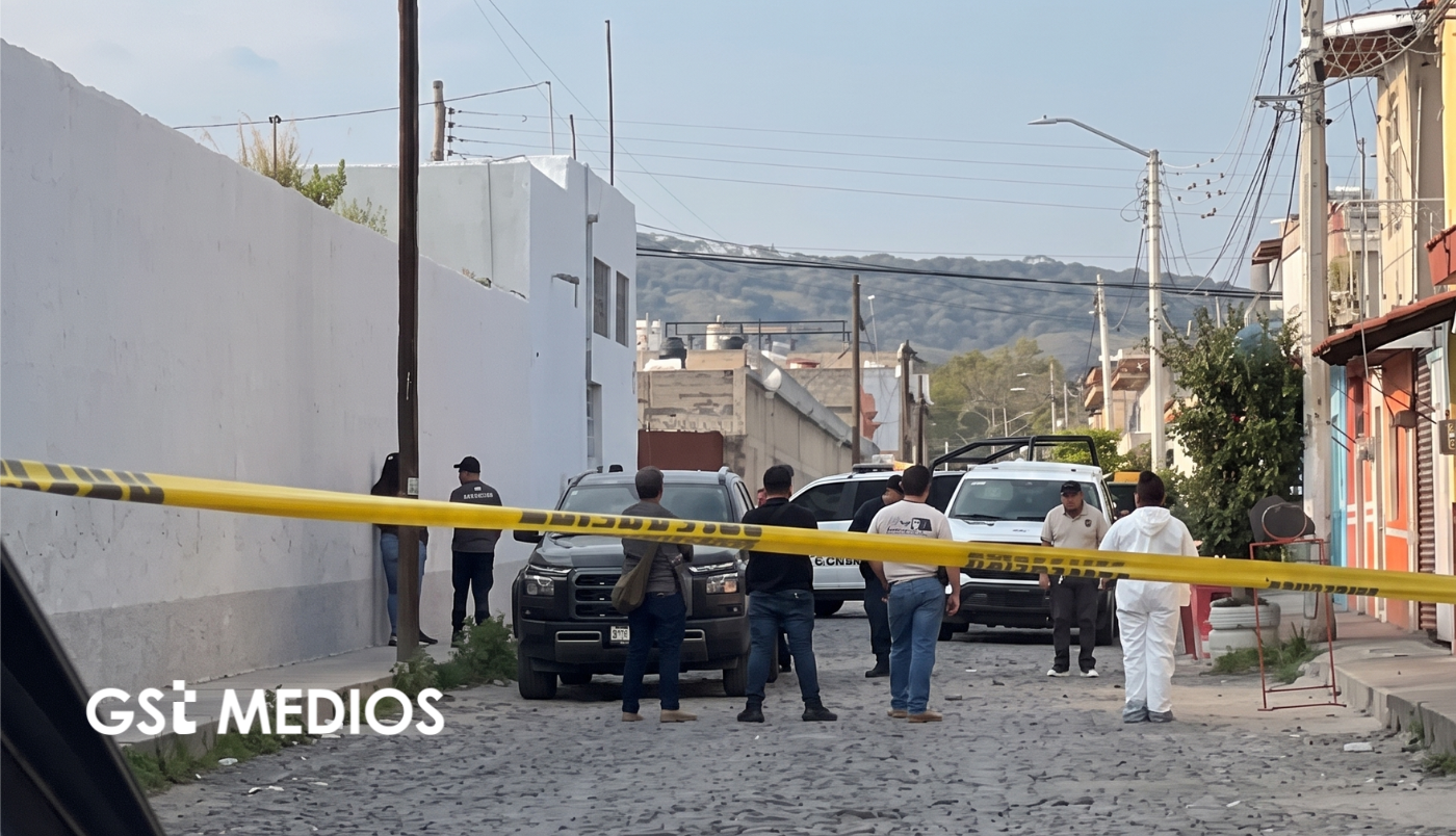 Ataque armado en Tlajomulco deja dos hombres muertos dentro de una camioneta