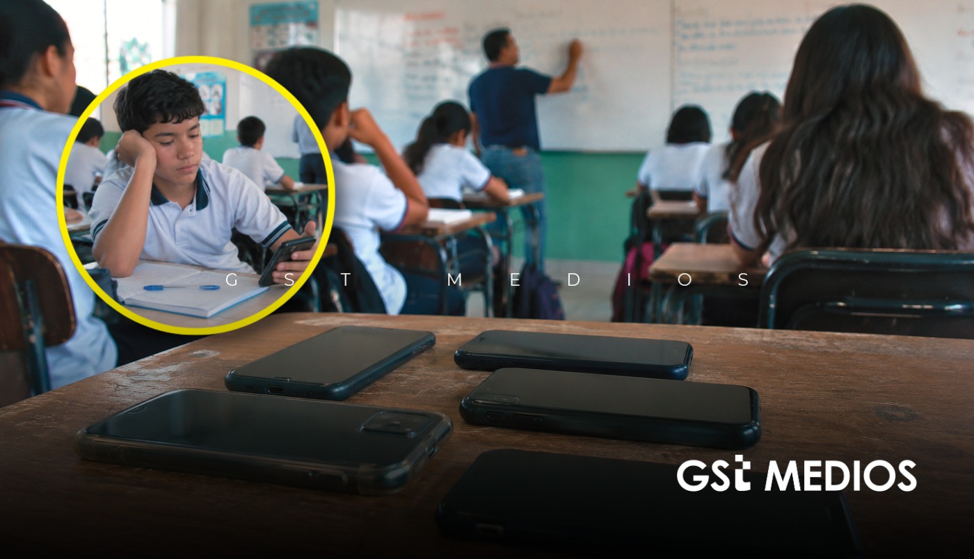 SEP prepara reglas para limitar el uso de celulares en las escuelas