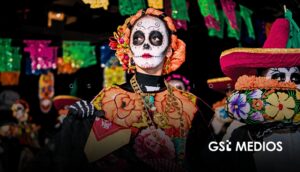 Calaveritas y catrinas regresan en la Feria del Cartón y el Juguete Mexicano en Parque Morelos