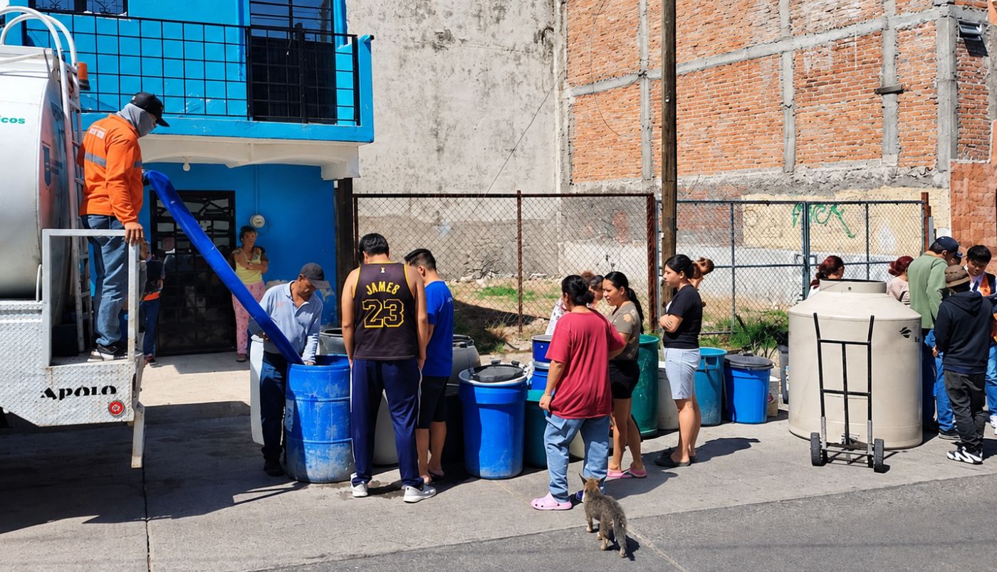 Gobierno de Guadalajara reporta más de 2.2 millones de litros distribuidos en 74 colonias